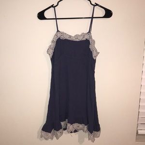 Tank with lace